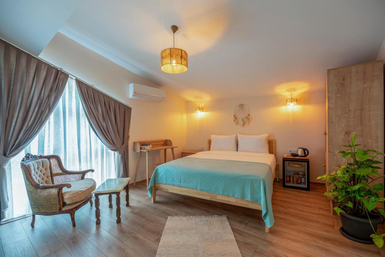 Aya Butik * Adalar